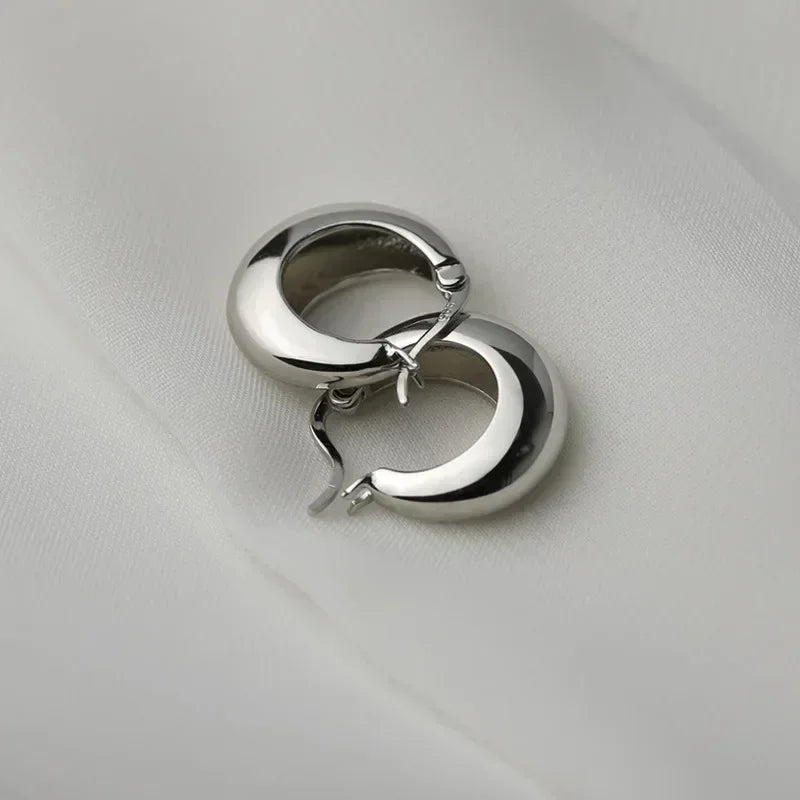 Trend Metal Geometry Gold Color Women's Hoop Earrings Fashion New Design Oval Minimalist unisex