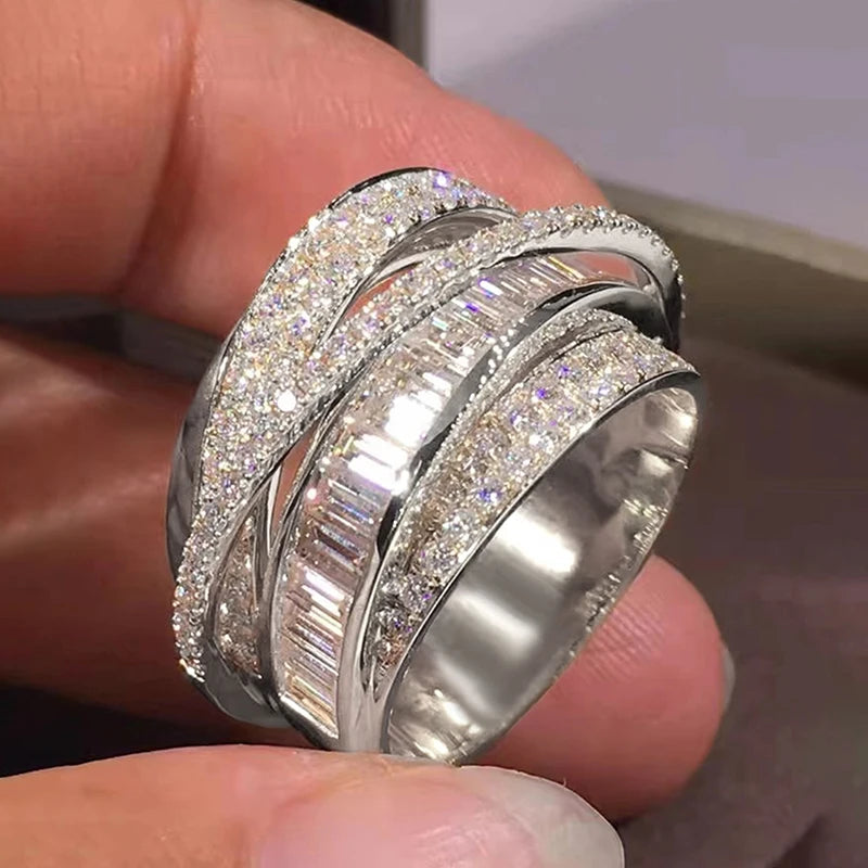 Bling Gold Color Rings Gorgeous Women Wedding Accessories Full Sparkling Cubic Zirconia Party Luxury Trendy Jewelry